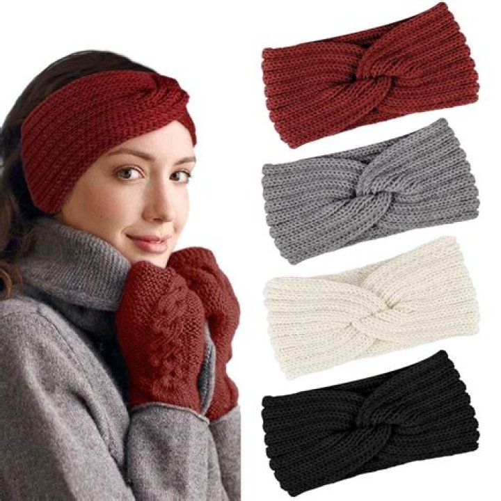 Accessory that keeps your head warm