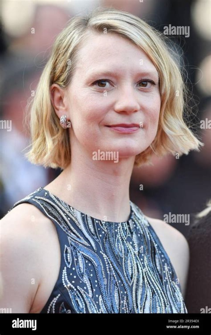 Actress Wasikowska