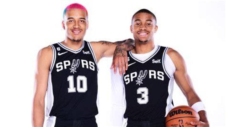 ___ Antonio Spurs