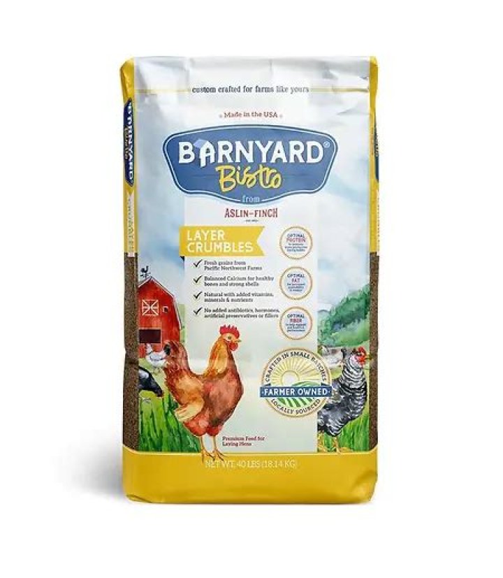 Barnyard egg layer
