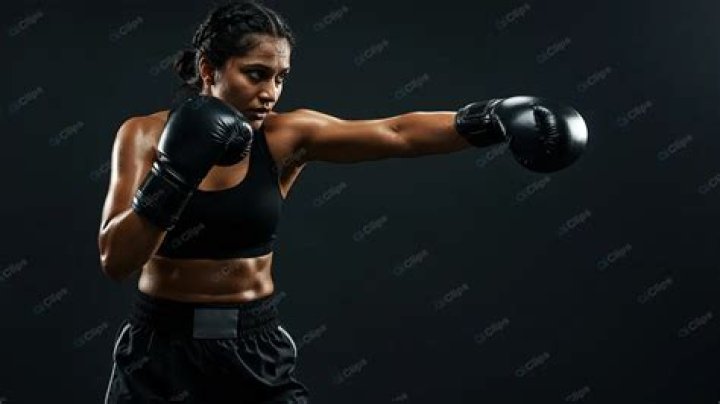 Boxer's quick poking punch