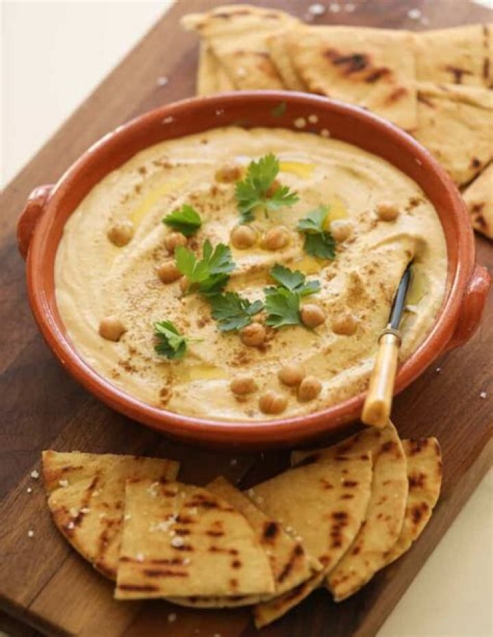 Breads served with hummus