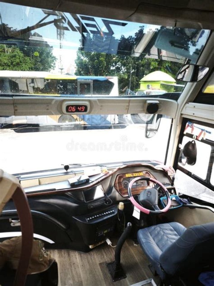 Bus driver's regular path: Abbr.