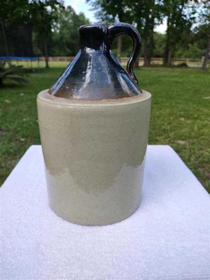 Ceramic container for moonshine