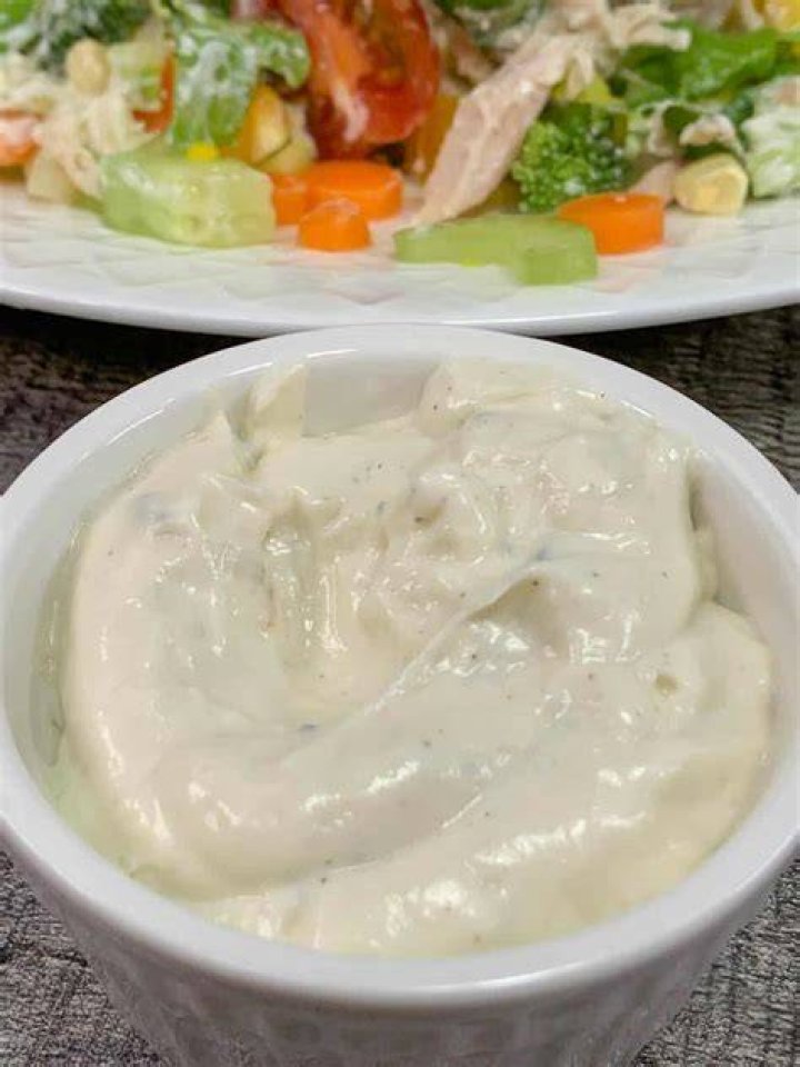 ___ cheese salad dressing