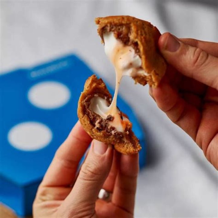 Creme-filled cookie
