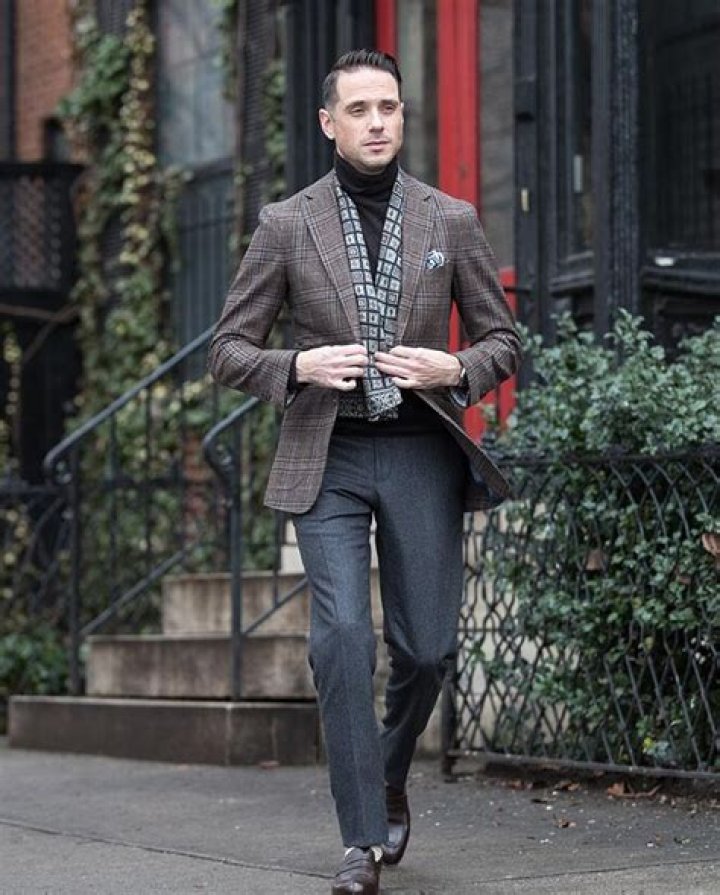 Dapper ___ (well-dressed man)