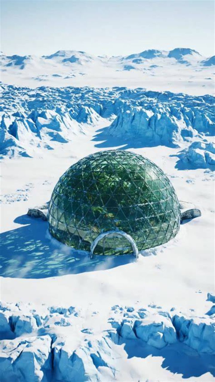 Domed structure in the Arctic