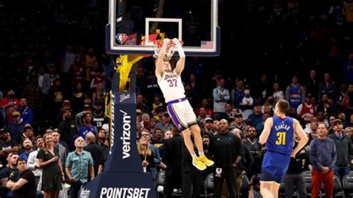 ___ dunk (basketball term)