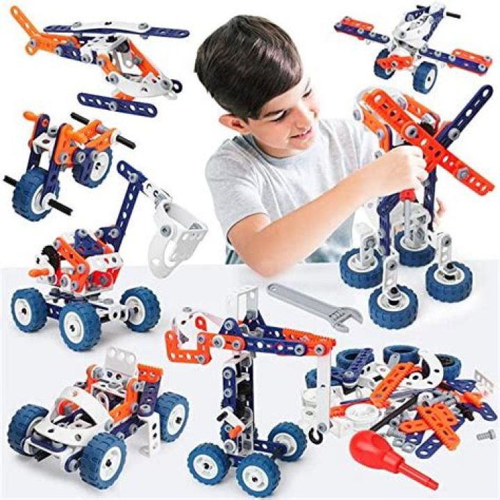 Erector ___ (construction toy)
