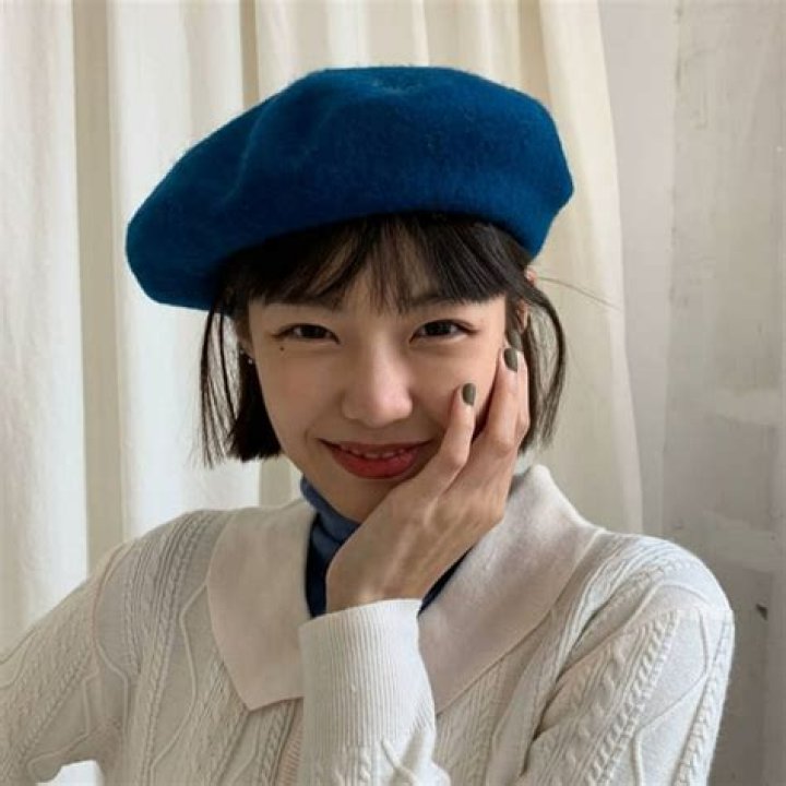 Flat French hat