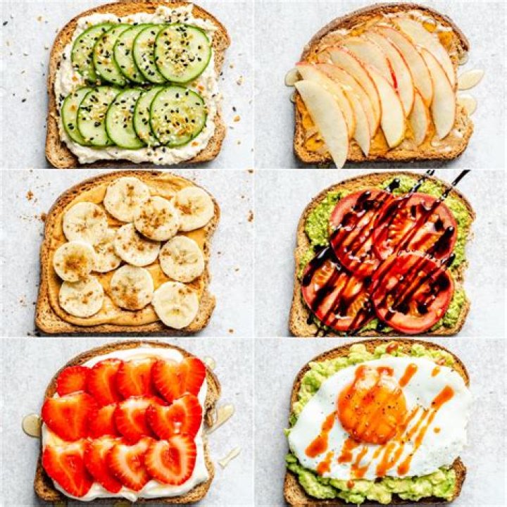 Fruity toppings for toast