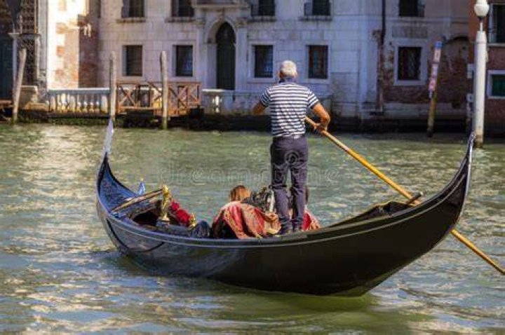 Gondola for one
