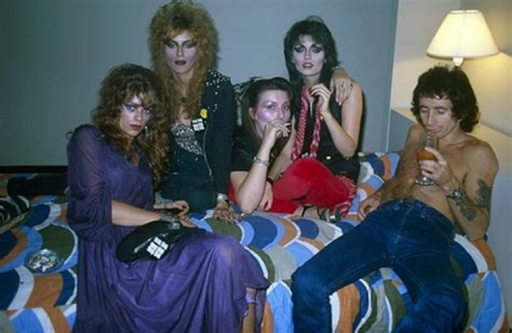 Groupies