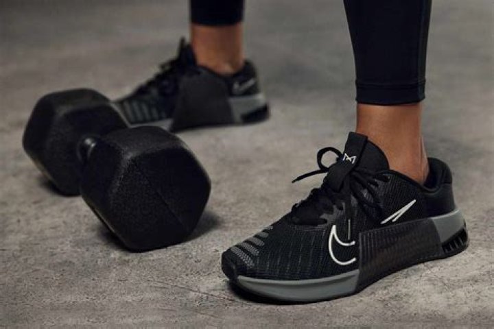 Gym shoe