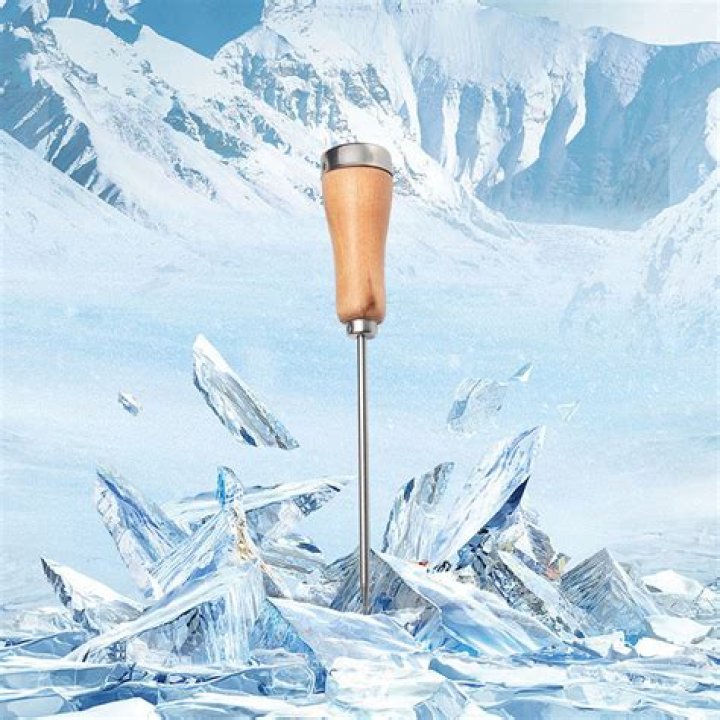 Ice-breaking tool