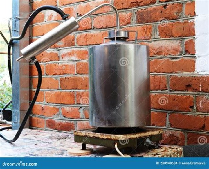 Moonshine-making device