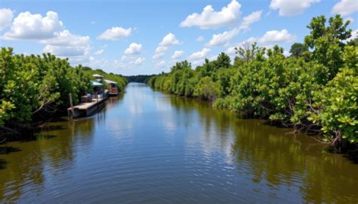 Narrow waterway