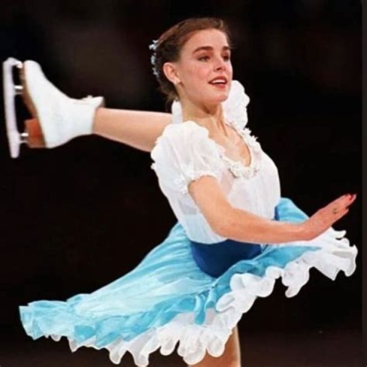 Performances featuring choreographed skating: 2 wds.