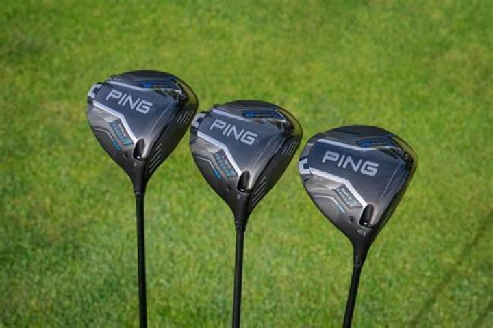 Ping-___