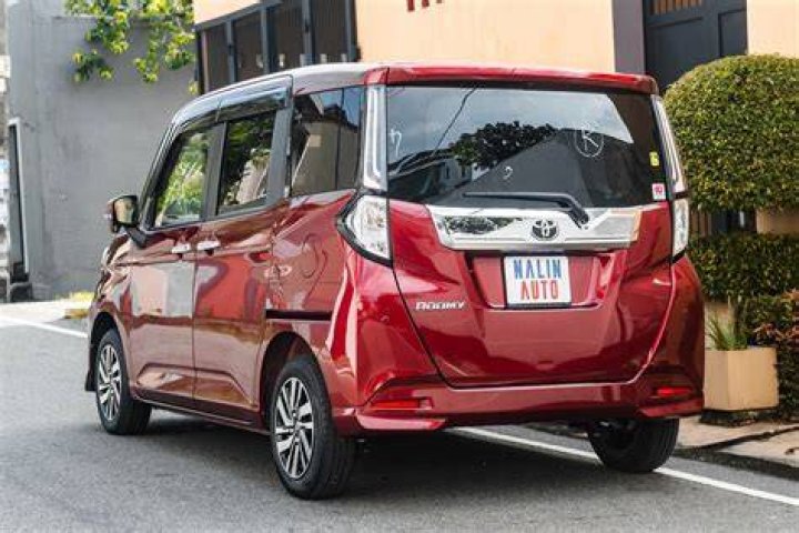 Roomy auto