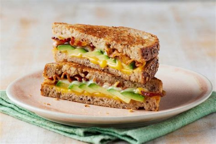 Sandwich on toasted bread: Abbr.