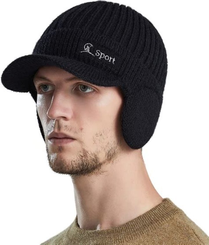 Soft hat with a visor