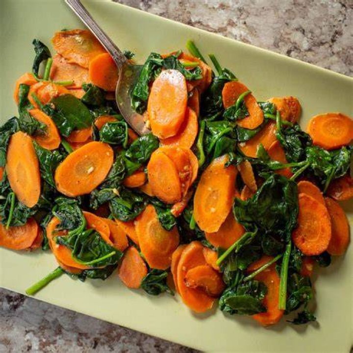 Spinach broccoli or carrot