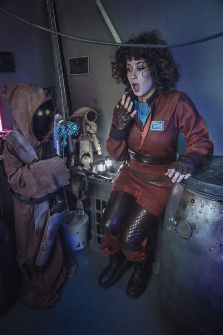 Stereotypical sci-fi cosplayer