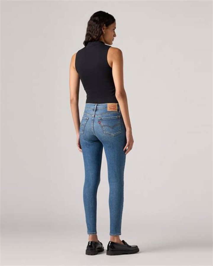 Super-skinny
