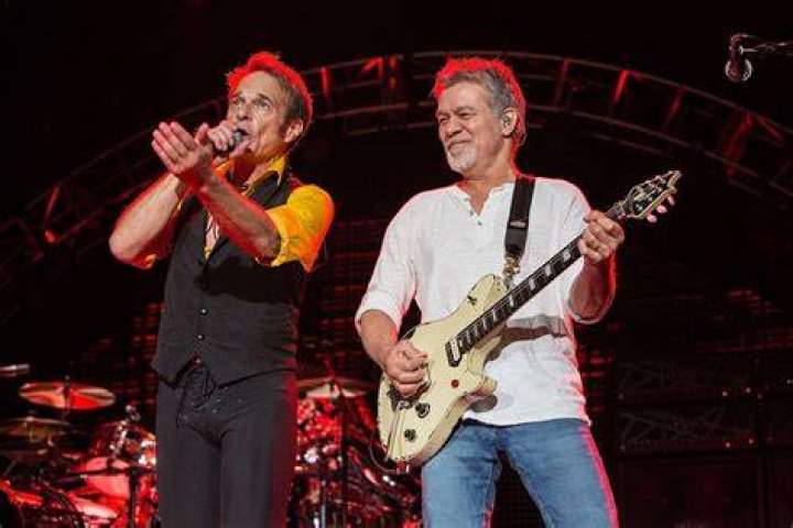 Van Halen lead singer David Lee ___