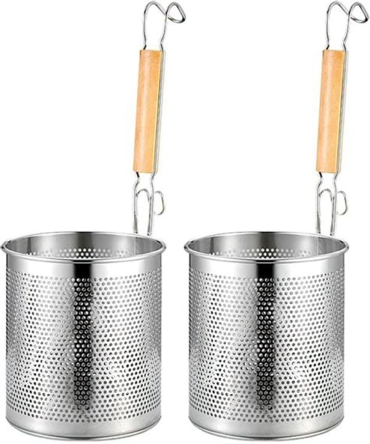 Vessel for boiling spaghetti