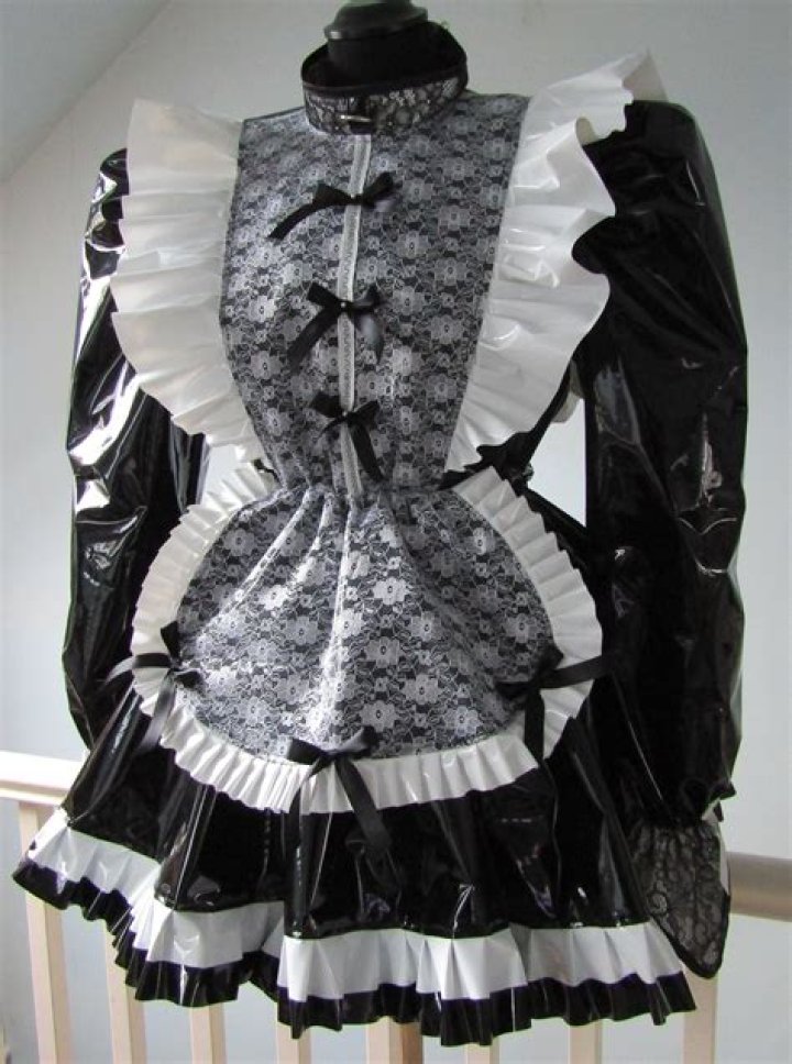 Was dressed in
