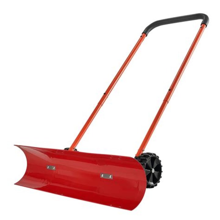 Wintertime tool for clearing driveways